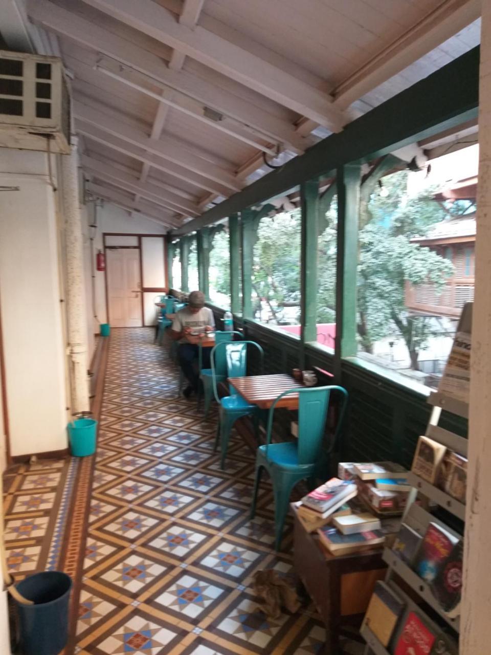 Carlton Hotel Mumbai - Behind Taj Mahal Palace Colaba Mumbai Exterior foto